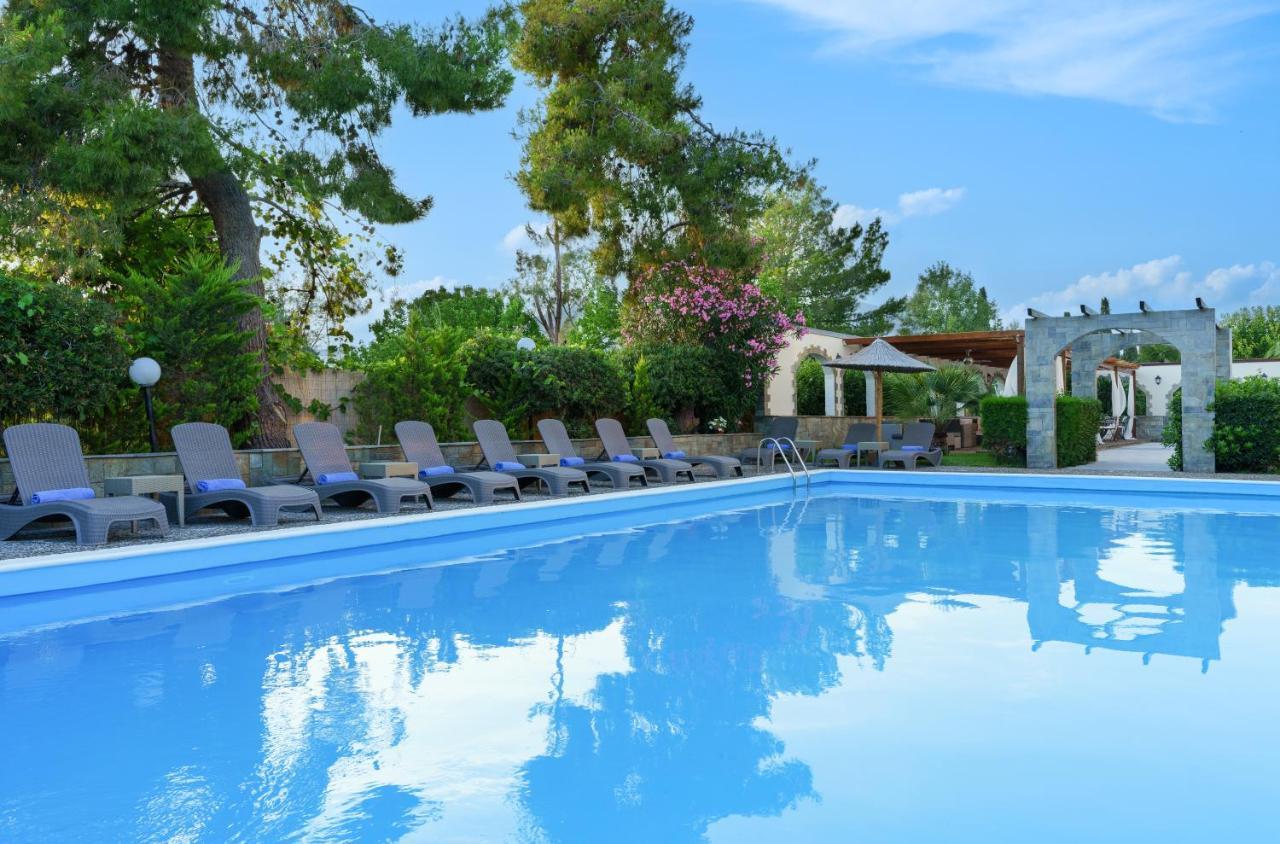 Stefania Hotel Амарінтос Екстер'єр фото