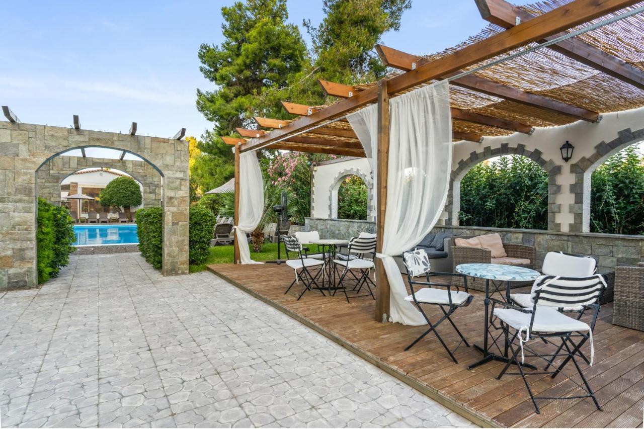 Stefania Hotel Амарінтос Екстер'єр фото