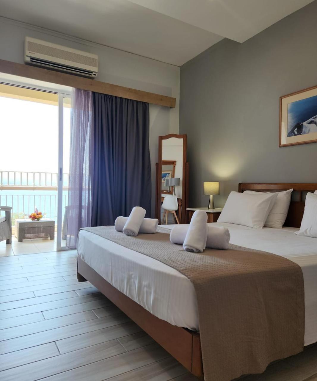 Stefania Hotel Амарінтос Екстер'єр фото